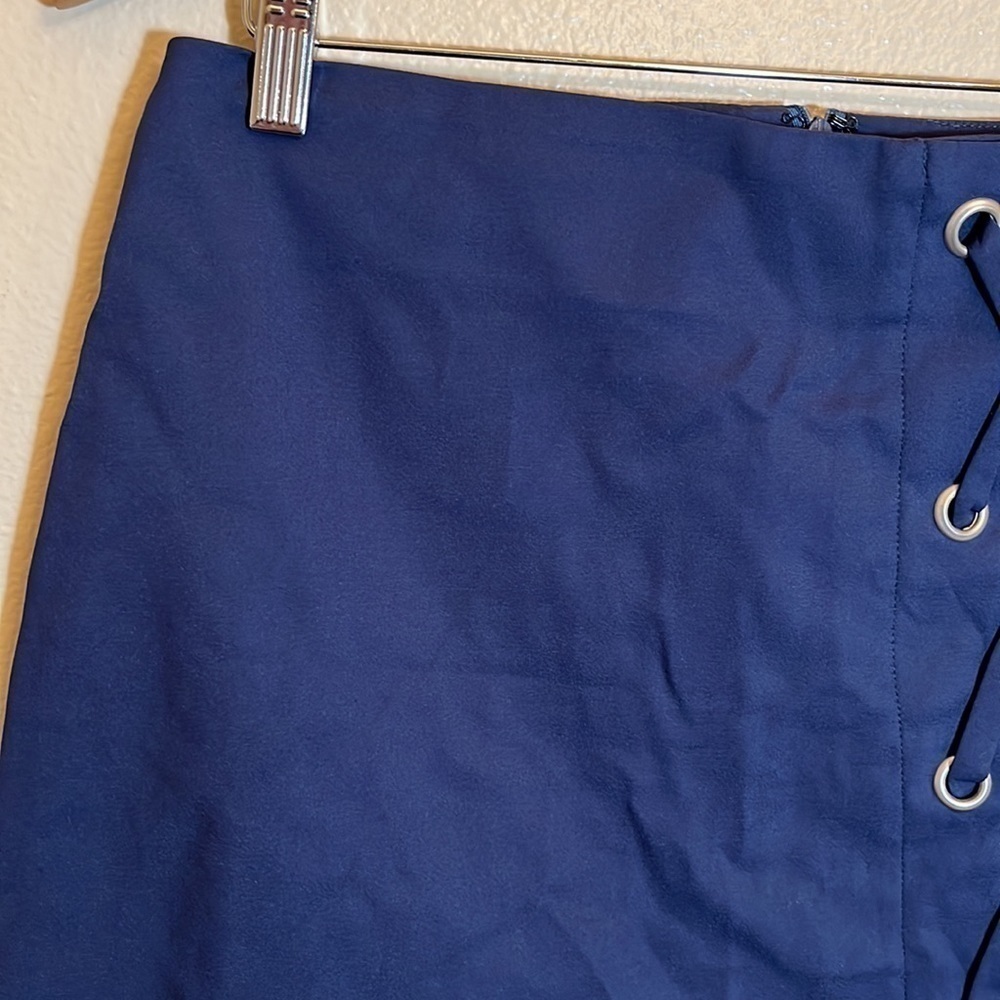 By the Way. Blue Mini Skirt - Picture 4 of 10
